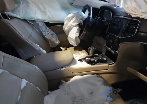 2019 Jeep Grand Cherokee Limited 4X4 from USA, damaged, VIN 1C4RJFBG6KC700737